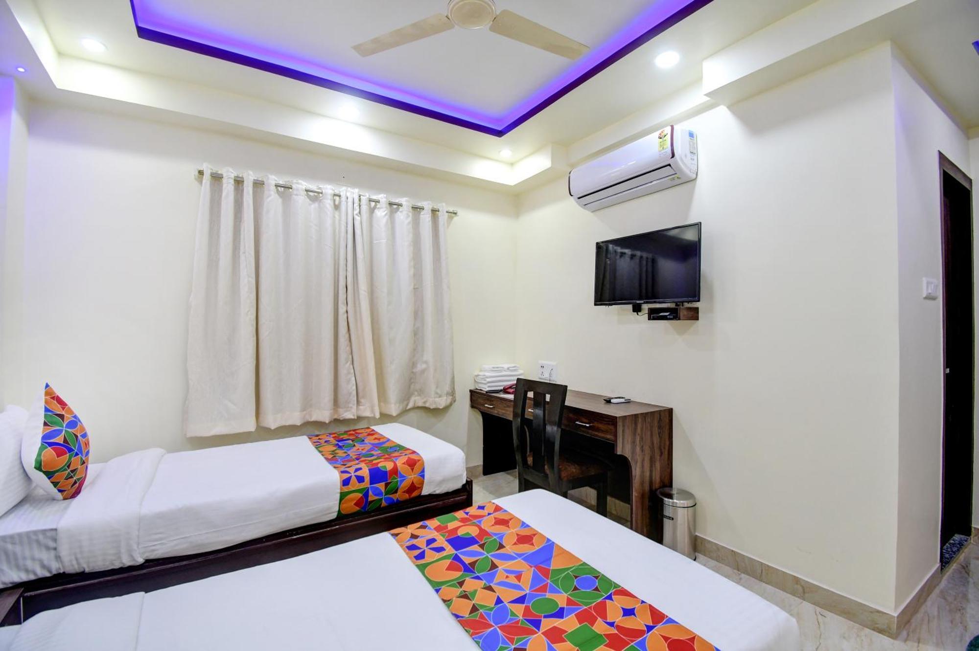 Anchorage Inn Kolkata Bagian luar foto