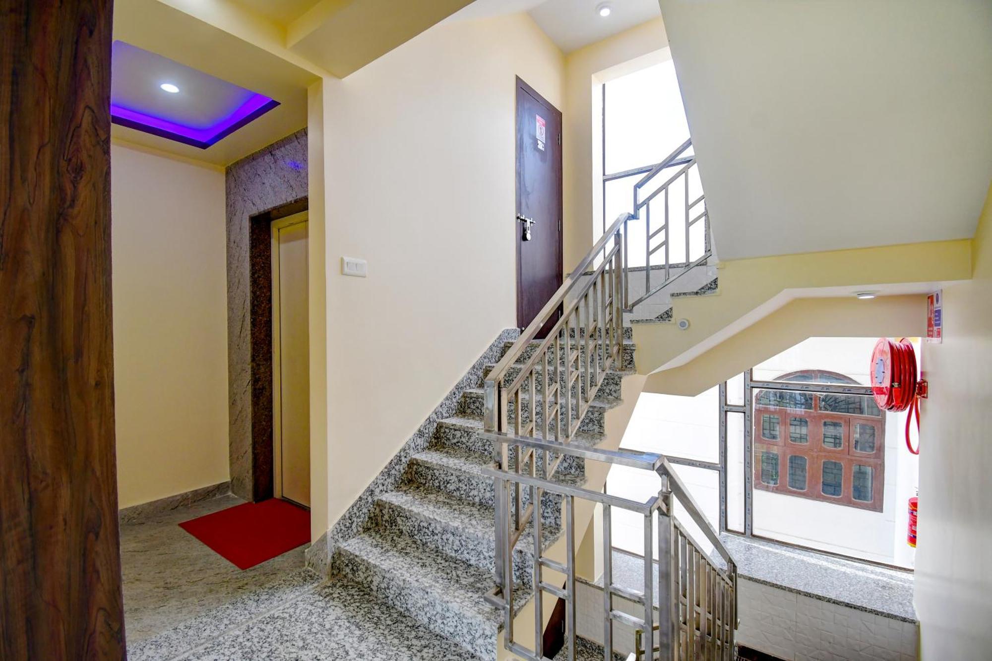 Anchorage Inn Kolkata Bagian luar foto